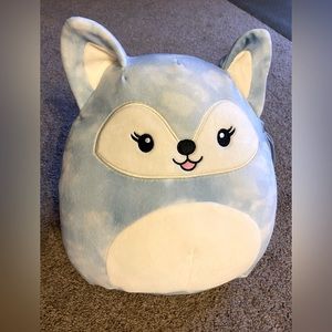 Faldette Squishmallow! 🤍